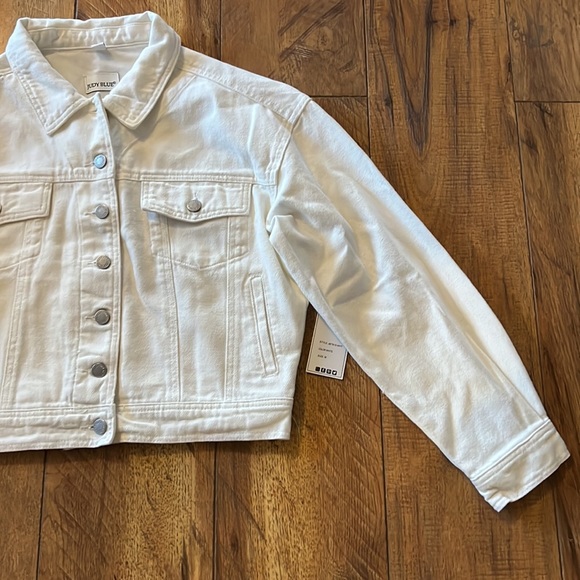 NWT Judy Blue White Denim Jacket Medium Cropped - Picture 4 of 14